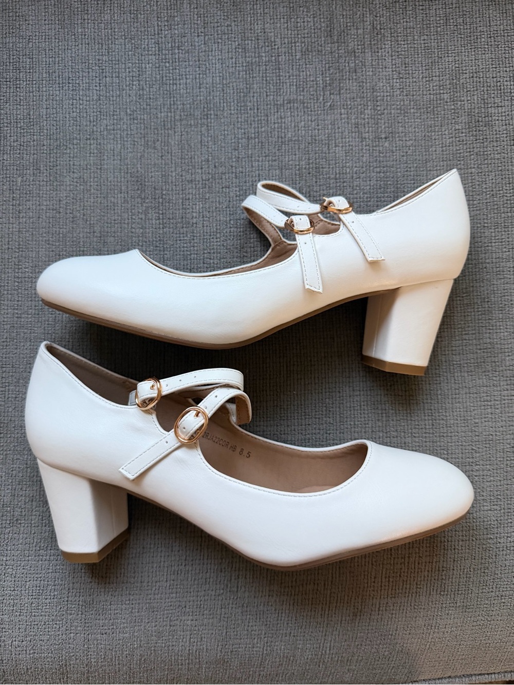 Classic White Mary Jane Block Heel Pumps Size 8.5
